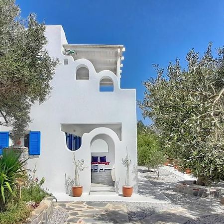 Aspra Chomata Villas Каристос Екстериор снимка