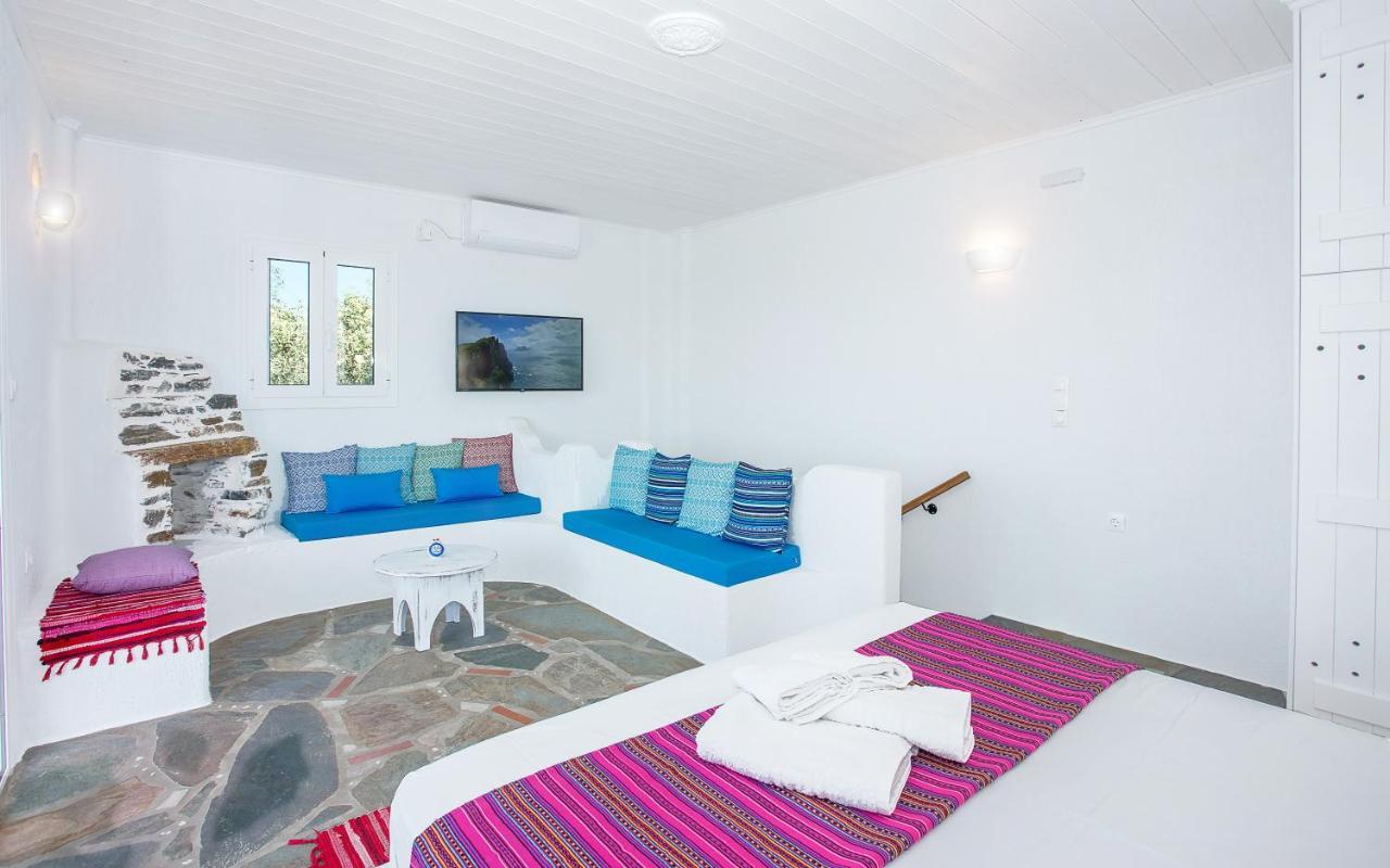 Aspra Chomata Villas Каристос Екстериор снимка