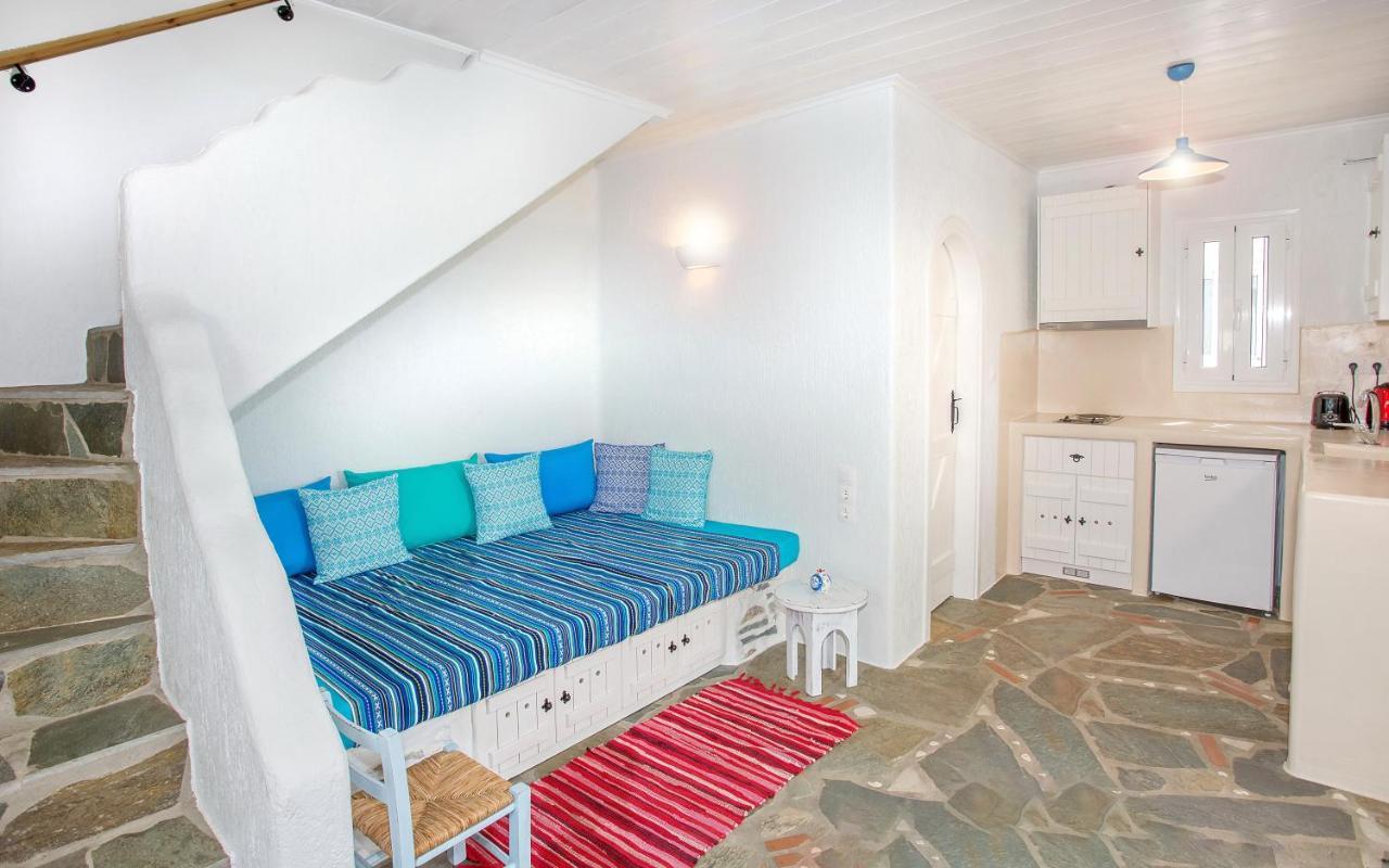 Aspra Chomata Villas Каристос Екстериор снимка