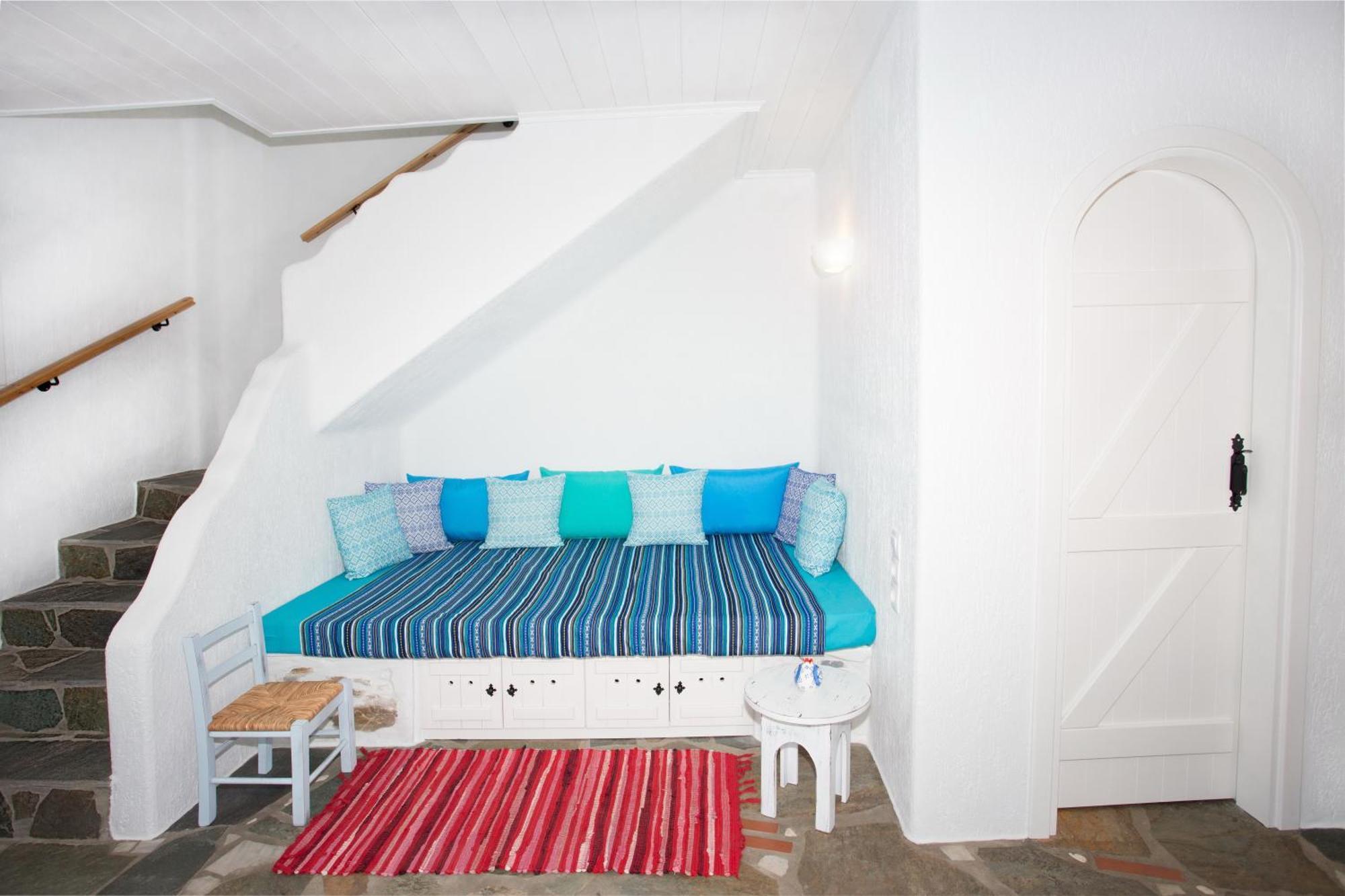 Aspra Chomata Villas Каристос Екстериор снимка